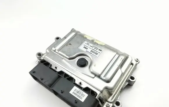 Hyundai i30 Engine control unit/module 3919904AC0 CPEGD2202
