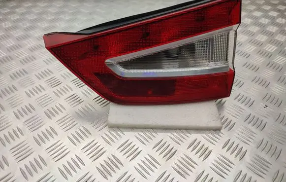 Ford Galaxy Tailgate rear/tail lights 6M2113A602EB