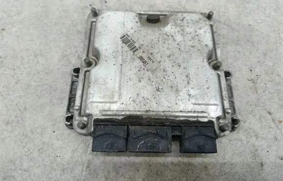 Peugeot 807 Engine control unit/module ECU 9650932080