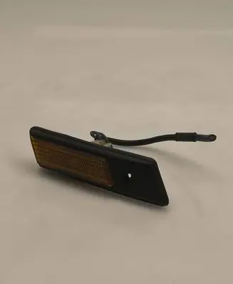 BMW 3 E36 Front fender indicator light 13780119 1E332 13780139