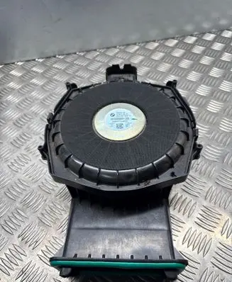 BMW X3 G01 Subwoofer speaker 18353410 6811926