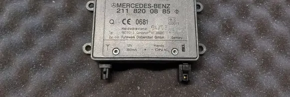 Mercedes-Benz ML W164 Bluetooth control unit module 2118200885