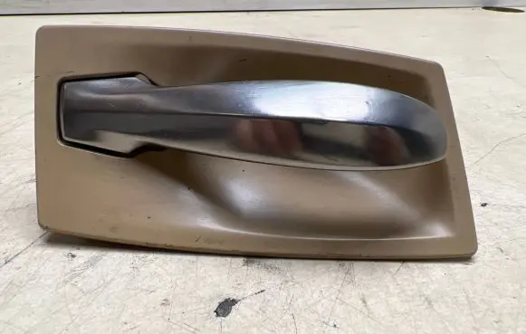 BMW 5 E60 E61 Front door interior handle 7034288