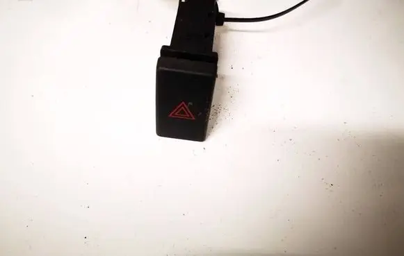 Toyota Avensis T250 Hazard light switch 157963