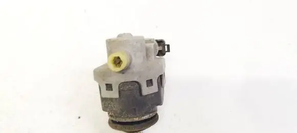 Headlight level adjustment motor