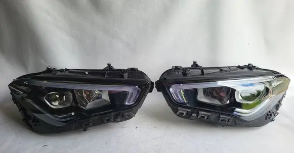 Mercedes-Benz CLA C118 X118 Headlights/headlamps set A1189068300 A1189068400