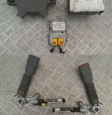Jeep Grand Cherokee (WK) Airbag set 