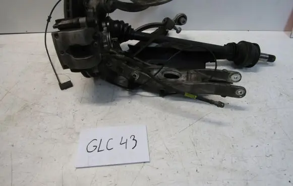 Mercedes-Benz GLC X253 C253 Rear wheel hub spindle/knuckle 