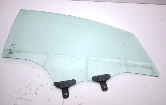 KIA Sportage Front door window glass four-door 