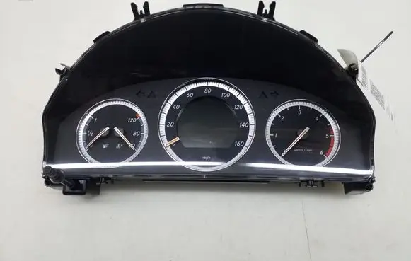 Mercedes-Benz C W204 Speedometer (instrument cluster) A2045406448