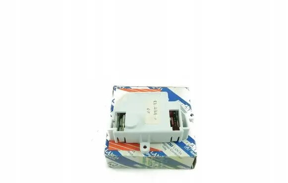 Lancia Thema Fog light switch 9942349