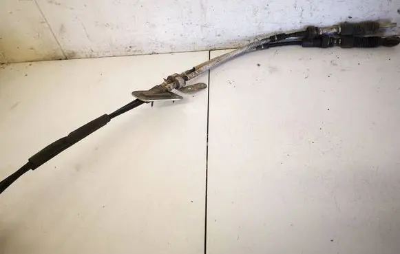 Toyota Corolla Verso E121 Gear shift cable linkage 