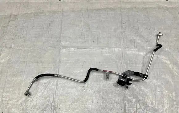 Maserati Grecale Air conditioning (A/C) pipe/hose 06701785850