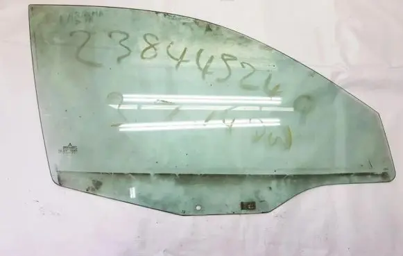 Mitsubishi Carisma Front door window glass four-door