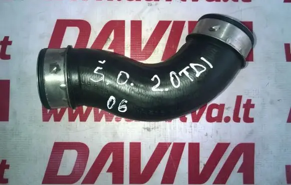 Skoda Octavia Mk2 (1Z) Intercooler hose/pipe 1K0145838D