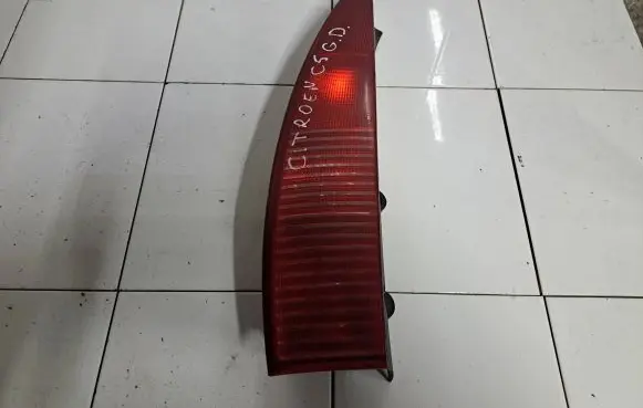 Citroen C5 Rear/tail lights