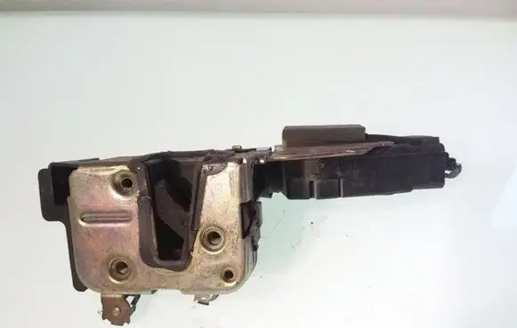 Volvo S40, V40 Front door lock