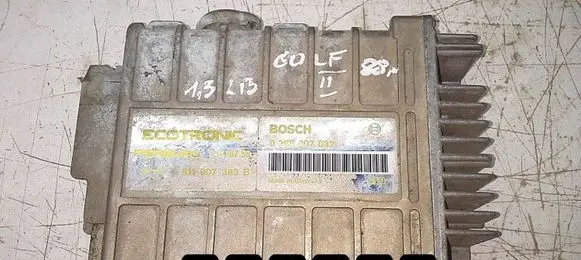Volkswagen Golf II Engine control unit/module 0285007032