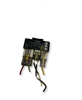 Volvo S70 V70 V70 XC Coolant fan relay 9442934 899251000