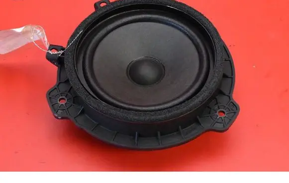 Hyundai Kona I Subwoofer speaker 96340BE100