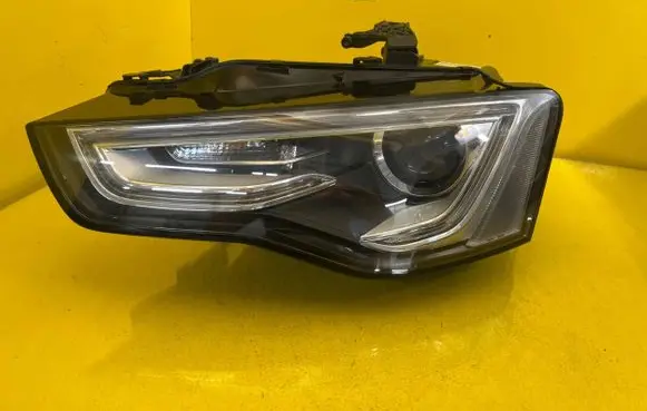Audi A5 8T 8F Headlight/headlamp 8T0941005C