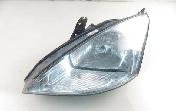 Ford Focus Headlight/headlamp 