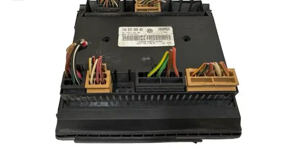Volkswagen Transporter - Caravelle T5 Comfort/convenience module 7H0937049AD 28089825