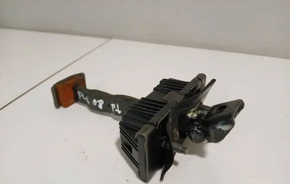 Land Rover Freelander 2 - LR2 Front door check strap stopper 