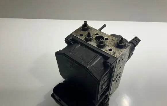 Mercedes-Benz Sprinter W901 W902 W903 W904 ABS Pump A0004469289 0265225299 ZGS002