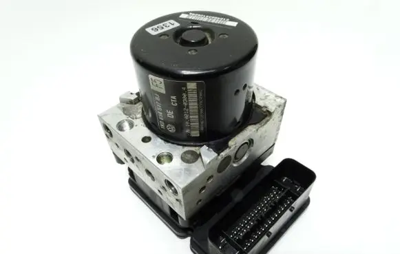 Volkswagen Golf VI ABS Pump 1K0907379AN 1K0614517BJ 10096103143