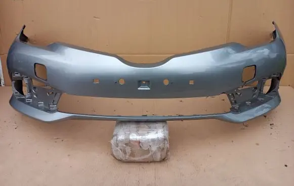 Toyota Auris E180 Front bumper 5211902K40ranzez31