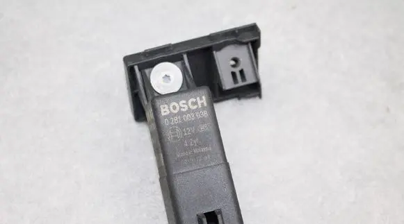 Skoda Octavia Mk2 (1Z) Glow plug pre-heat relay 0281003038