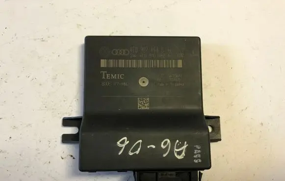 Audi A6 S6 C6 4F Gateway control module 4F0907468D 288610 4F0910468A