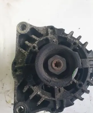 Peugeot Partner Generator/alternator 9656956380 TG63024 442922A