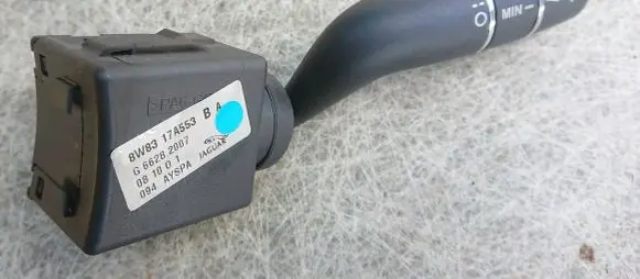 Jaguar XF X250 Wiper control stalk 8W8317A553B G66282007
