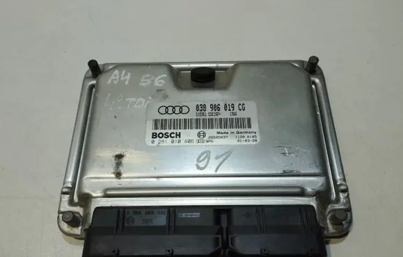 Audi A4 S4 B6 8E 8H Engine control unit/module 2284486443 038906019CG