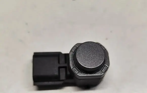 Renault Master III Parking PDC sensor 284425707R 1512191219 303960