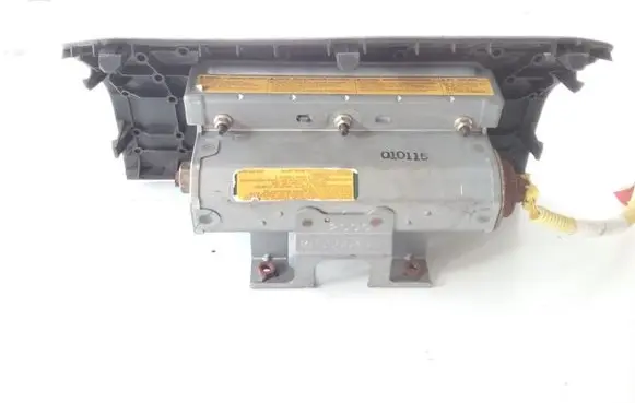 Mitsubishi Pajero Passenger airbag MR330049 A00067501P32