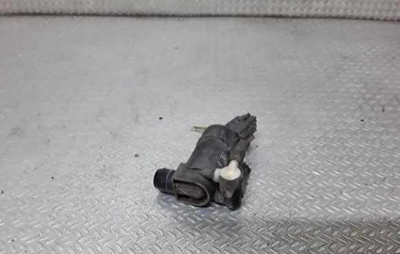 Windscreen/windshield washer pump