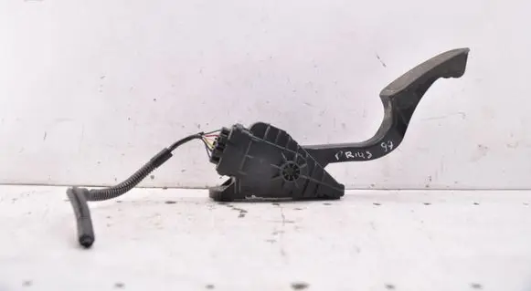 Toyota Prius (XW20) Accelerator throttle pedal 7812047050