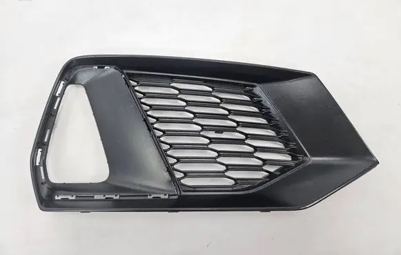 Audi A7 S7 4K8 Front bumper lower grill 4K8807682B