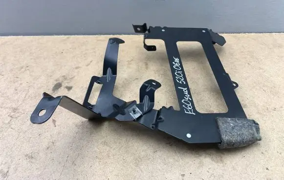 BMW 5 E60 E61 Holder (bracket) 7128895 51477128895