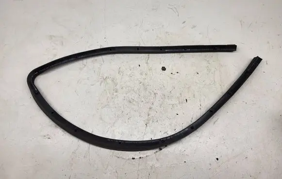 BMW X3 G01 Engine compartment rubber 7397485