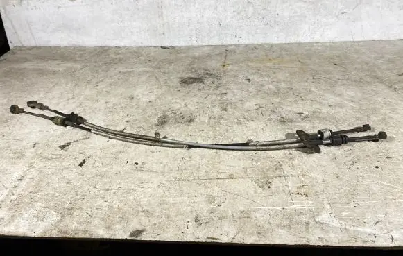 Gear shift cable linkage