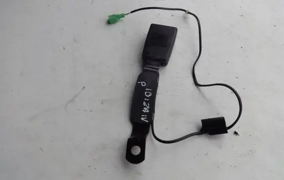 Seat Ibiza IV (6J,6P) Front seatbelt buckle