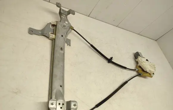 Renault Fluence Rear door window regulator with motor 827210016R 827310012R