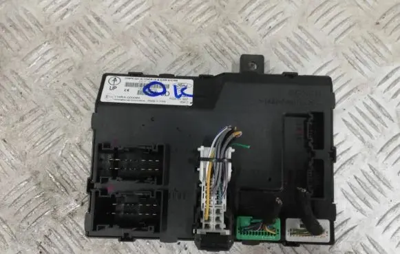 Ford Ecosport Comfort/convenience module DN1T15K690JD 140003398702