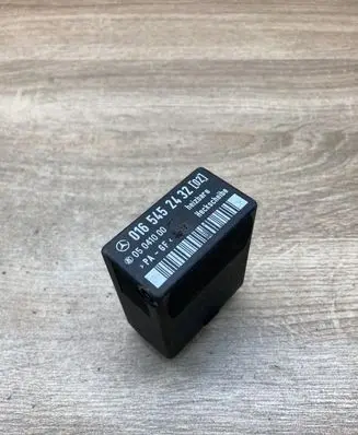 Coolant fan relay