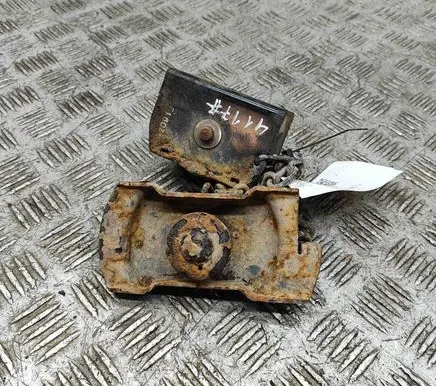 Toyota Hilux (AN10, AN20, AN30) Spare wheel mounting bracket 519000K051