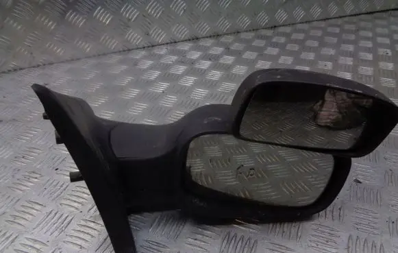 Renault Modus Front door electric wing mirror